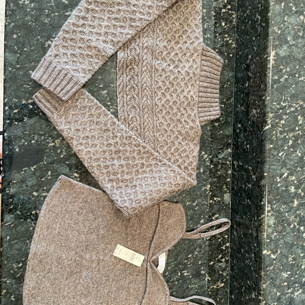 NWT ASTR Sweater set from Anthropologie - Picture 2 of 5